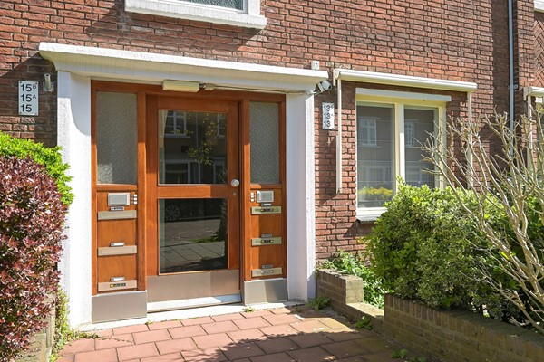Medium property photo - Van Weede Van Dijkveldstraat 13B, 2582 KP Den Haag